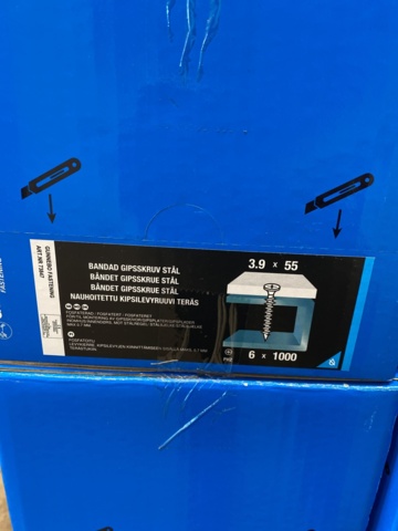 1012634-16 Pallet with banded screw