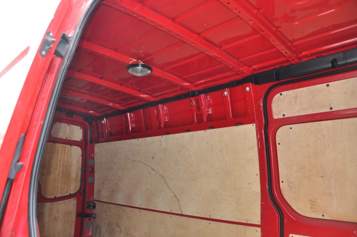 993531-27 Volkswagen Crafter 35 2.5 TDI - 2008