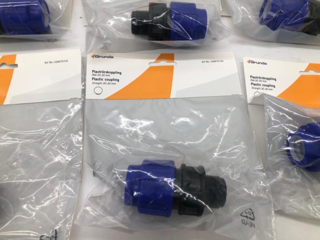 1003520-2 25 plastic pipe fittings, 20-20mm - Shipping included (L-467)