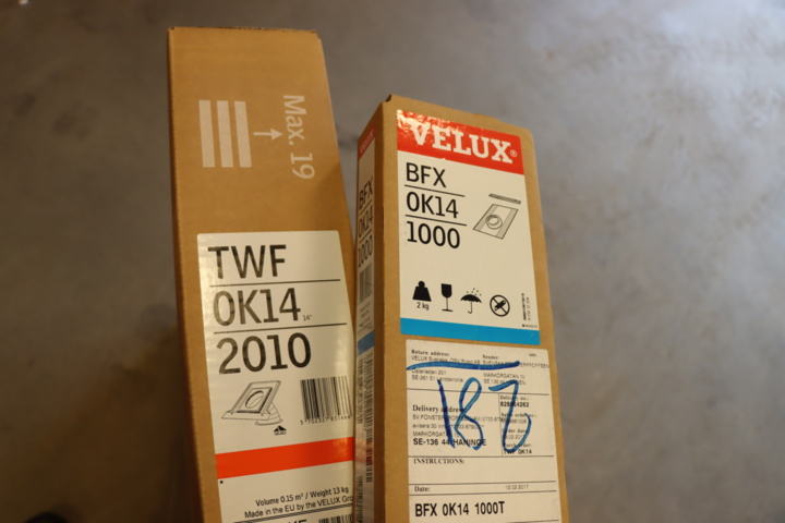 931040-2 Ljustunnel med installationskrage