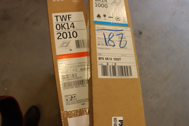 931040-6 Ljustunnel med installationskrage