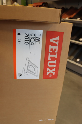 931040-8 Ljustunnel med installationskrage