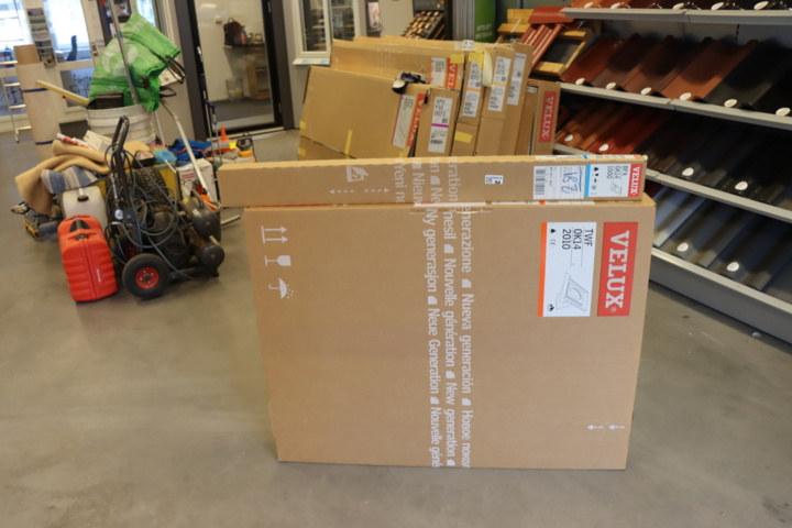 931040-9 Ljustunnel med installationskrage