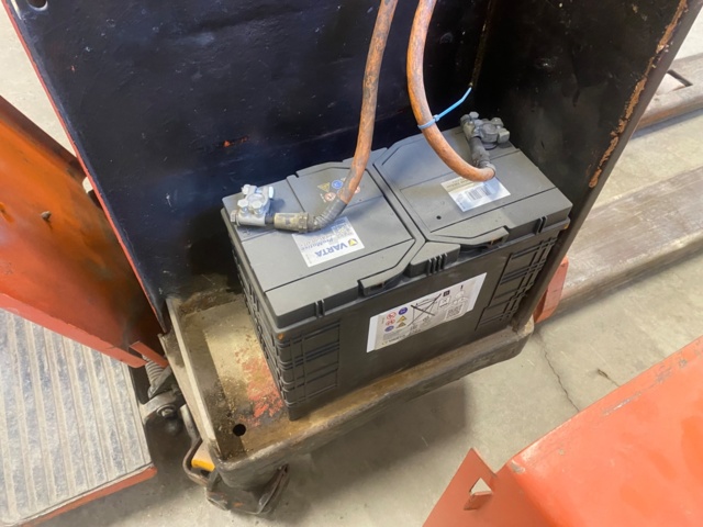 1013345-10 Stacker BT LSV1000