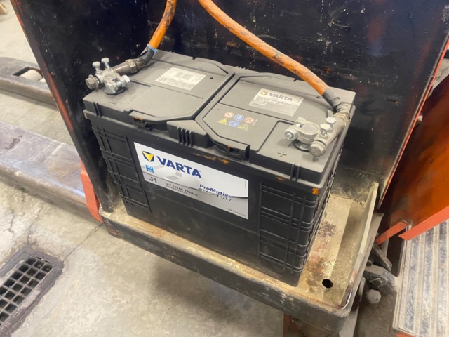 1013345-11 Stacker BT LSV1000