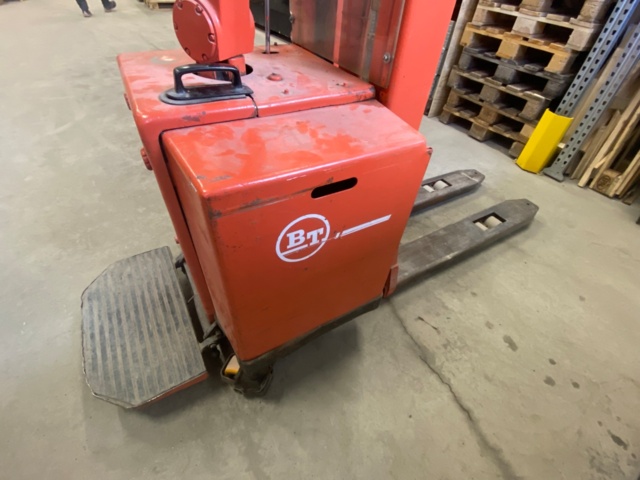 1013345-4 Stacker BT LSV1000