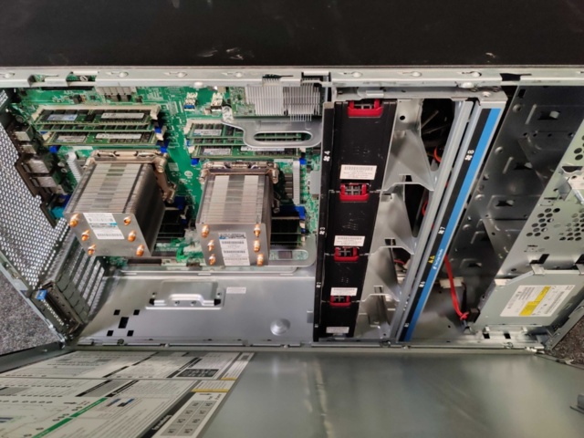 1013383-8 Server Hp Proliant ML350 Gen9