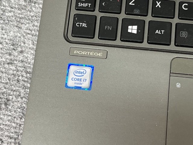 869091-5 Laptop & docking station, Toshiba