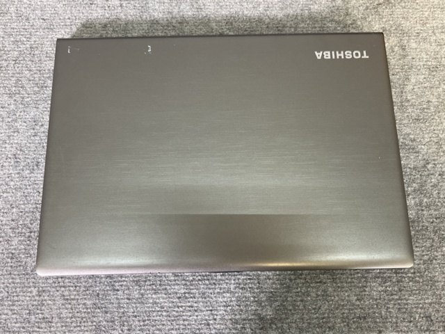 869091-6 Laptop & docking station, Toshiba