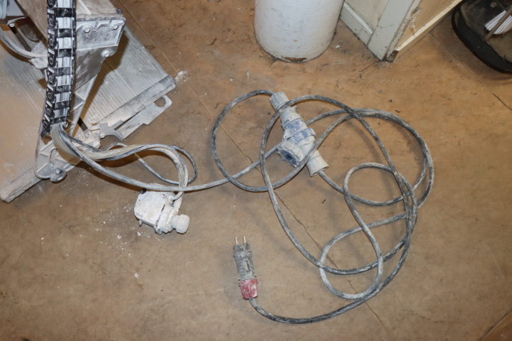 931072-12 Imer Combi 250/1000VA Tile saw