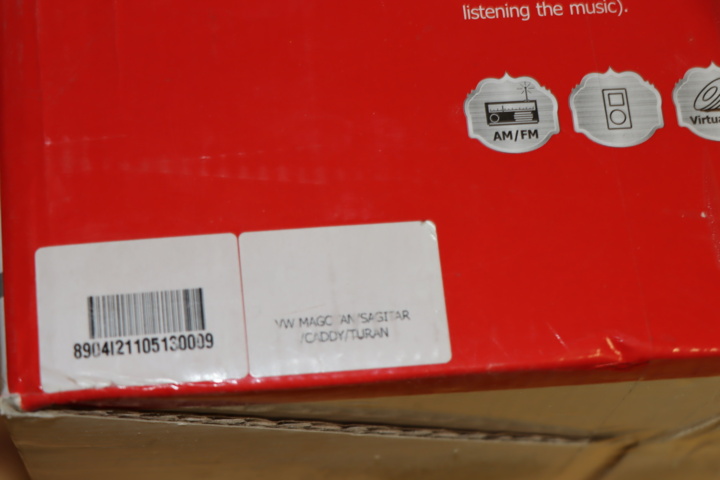 931082-5 Car Navigation & Entertainment System