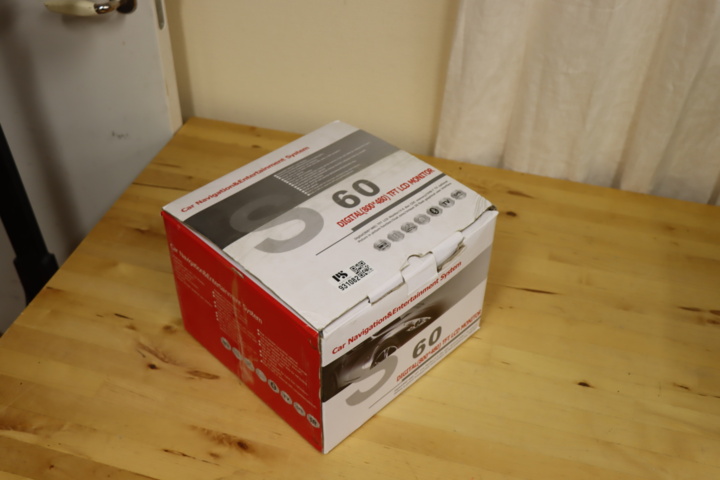 931082-8 Car Navigation & Entertainment System