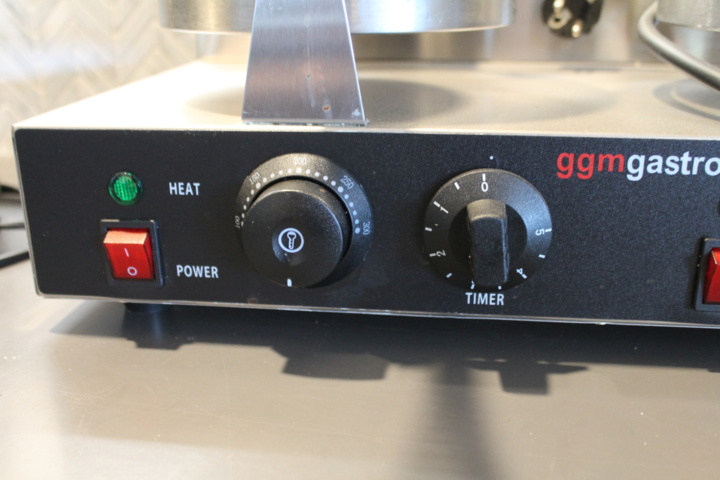 1004065-16 3 restaurant machines