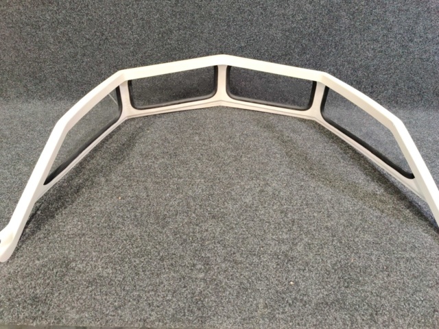 1013729-5 Boat windshield