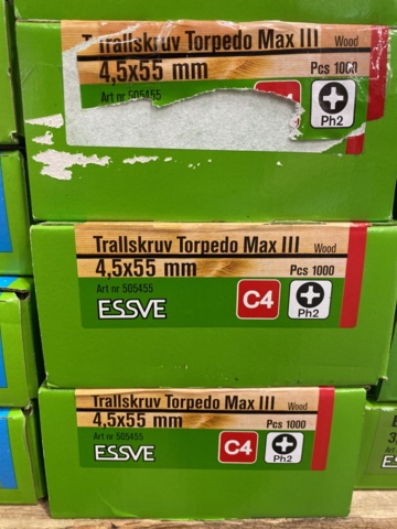 1014203-8 Pallet with banded screw