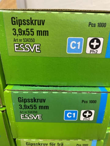 1014203-13 Pallet with banded screw