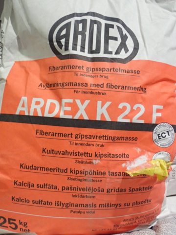 1012438-4 Leveling compound Adrex K22F, 15 pieces
