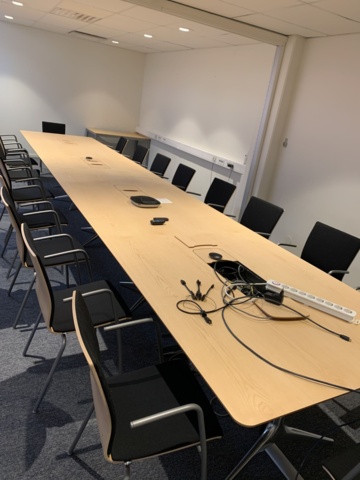 992583-2 Conference table EFG 630cm with 18 chairs