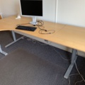 992584-4 Office furniture electric raise/lower desk, bookshelves, computer screen
