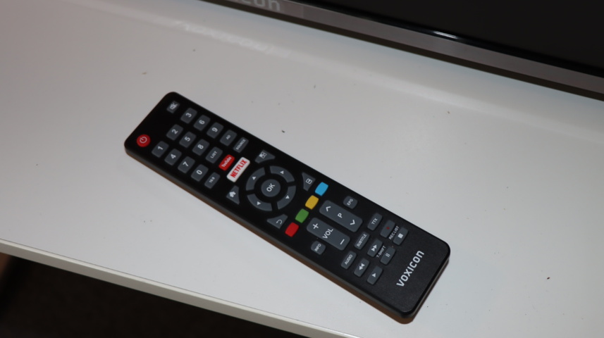 931020-5 Voxicon 4K Smart TV 43 inches