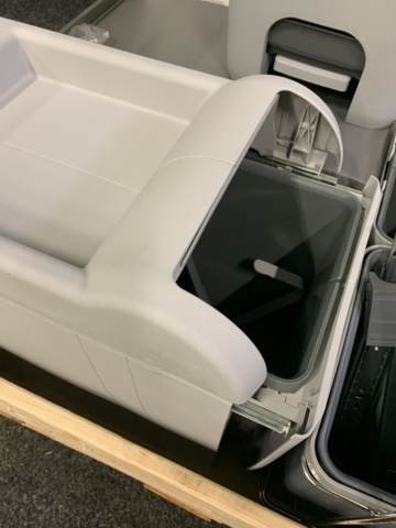 1014683-4 Assortment of dustbins & sorting bins