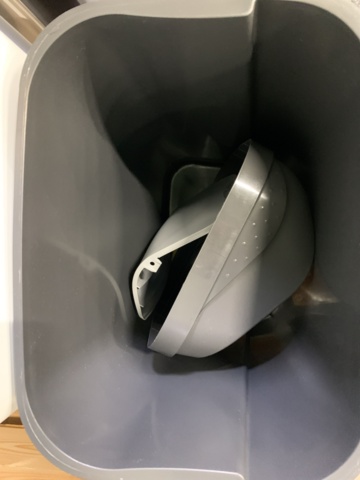 1014683-10 Assortment of dustbins & sorting bins