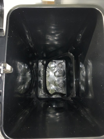 1014683-17 Assortment of dustbins & sorting bins