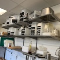 998455-2 Kitchen utensils, crockery, canteens, glasses, cutlery, etc.