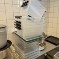 998455-28 Kitchen utensils, crockery, canteens, glasses, cutlery, etc.