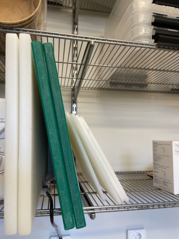998455-44 Kitchen utensils, crockery, canteens, glasses, cutlery, etc.