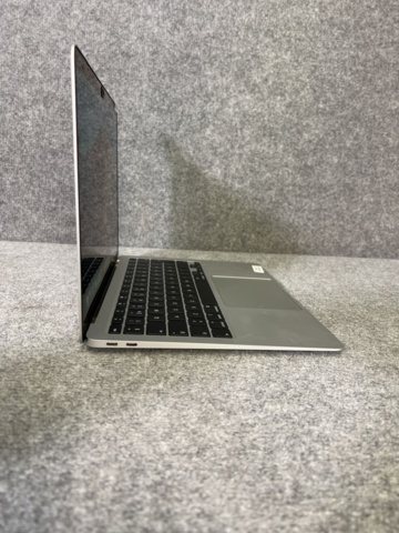 962814-4 MacBook Air (Retina, 13-inch, 2020)