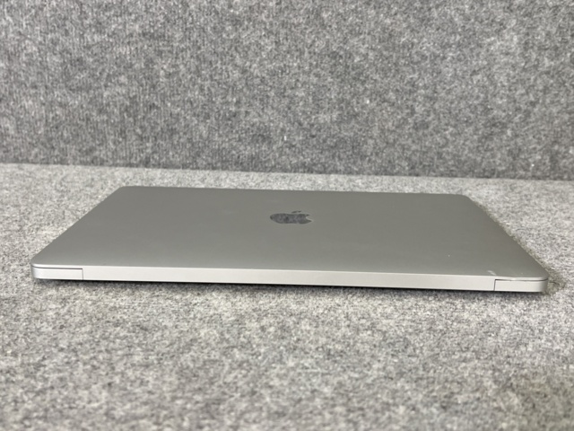 962814-11 MacBook Air (Retina, 13-inch, 2020)