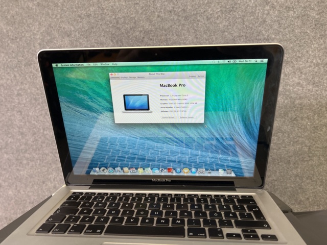 962815-2 Older MacBook Pro and printer Lexmark