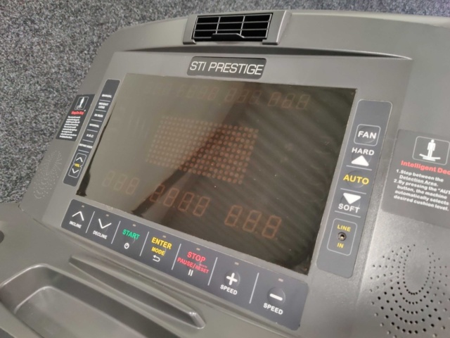 1007501-9 Treadmill STI Prestige TA-7720