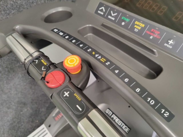 1007501-10 Treadmill STI Prestige TA-7720