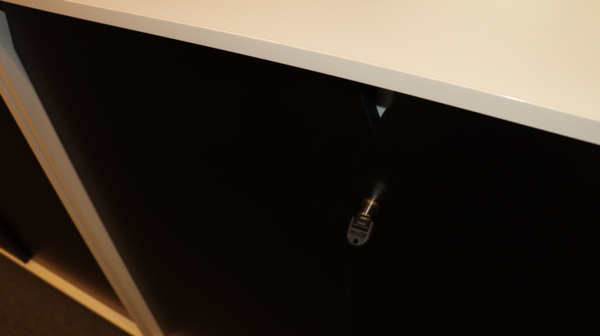 931144-4 2 storage cabinets on wheels