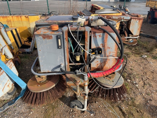 1007615-4 Sweeper Bemab G1 (repair item)