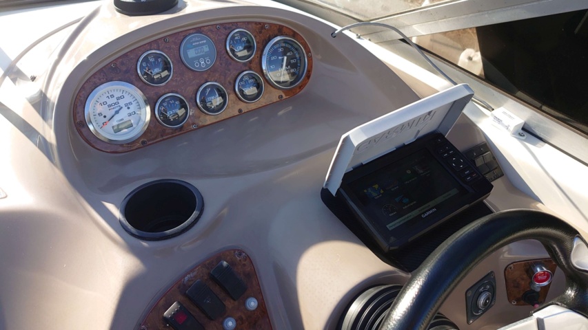 984298-13 Regal 242 Commodore