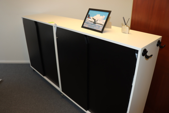 931210-3 2 storage cabinets on wheels