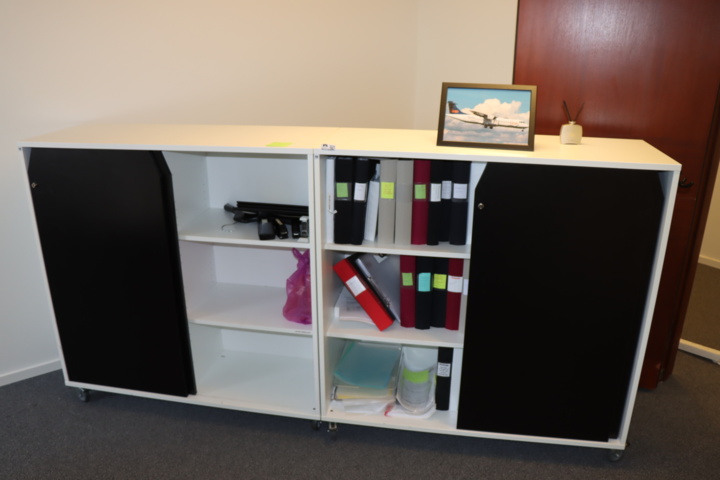 931210-4 2 storage cabinets on wheels