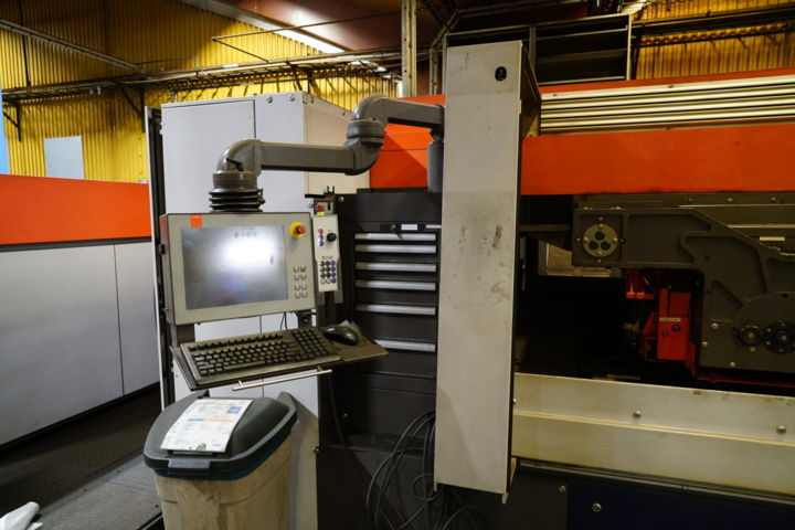 1014414-23 Laserskärmaskin Bystronic Byspeed 3015 + Bylaser 4400