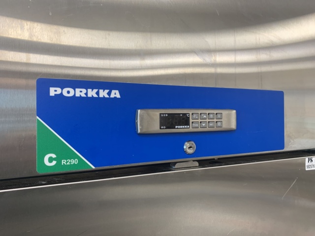 992576-2 Restaurant refrigerator Porkka Future C720E S/S