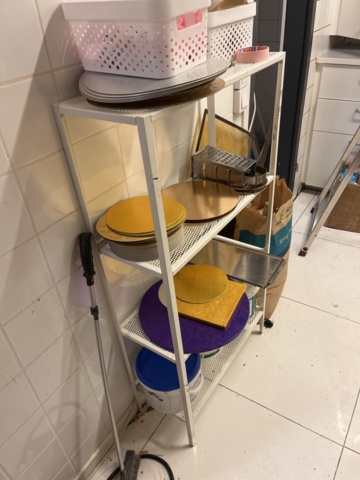 990156-18 Cake-making accessories / Balloons, disposable products, etc