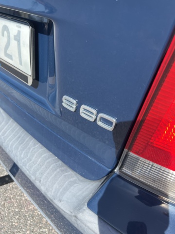 980442-13 Volvo S60 2.4 - 2001