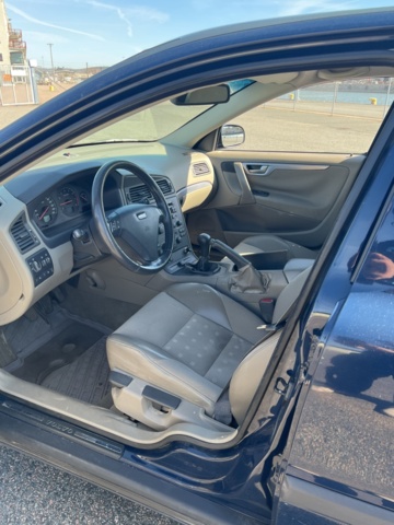 980442-26 Volvo S60 2.4 - 2001