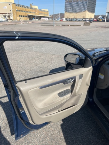 980442-27 Volvo S60 2.4 - 2001