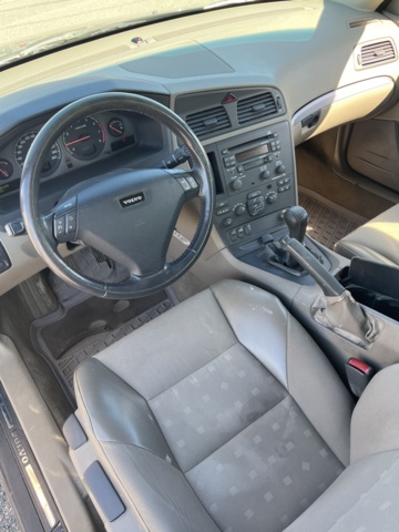 980442-30 Volvo S60 2.4 - 2001