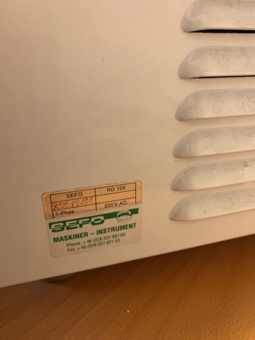 898982-7 Auto-Lensmeter and SEFO 123 hand grinder