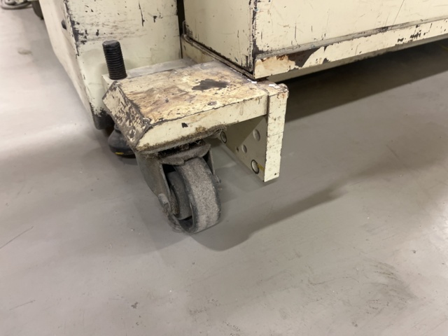 990158-9 James Burn Lhermite EM520 + SF520