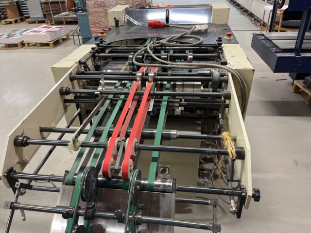 990158-11 James Burn Lhermite EM520 + SF520